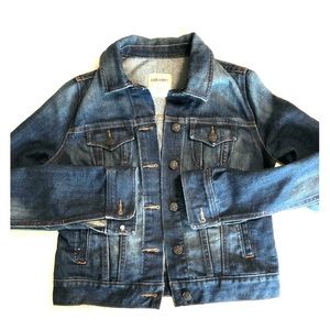 Women’s dark wash denim jacket